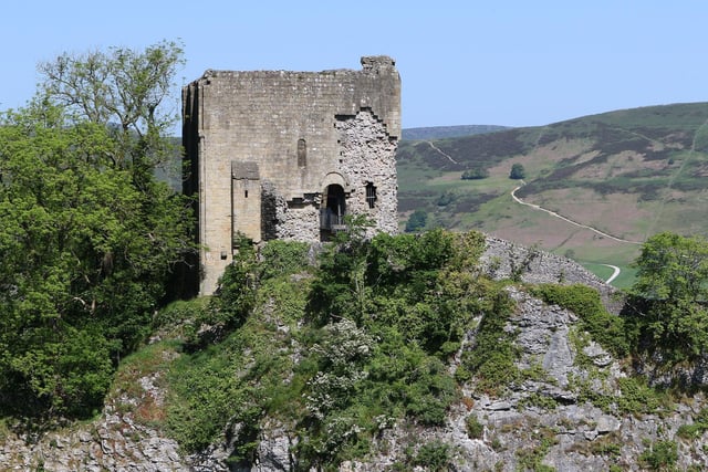 If you’re looking for a scenic Valentine’s walk, why not take in the ruins of Peveril Castle?