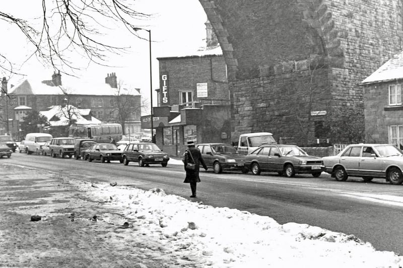 With icy footpaths, it was easier to walk on the roads after snow hit Buxton in the eighties