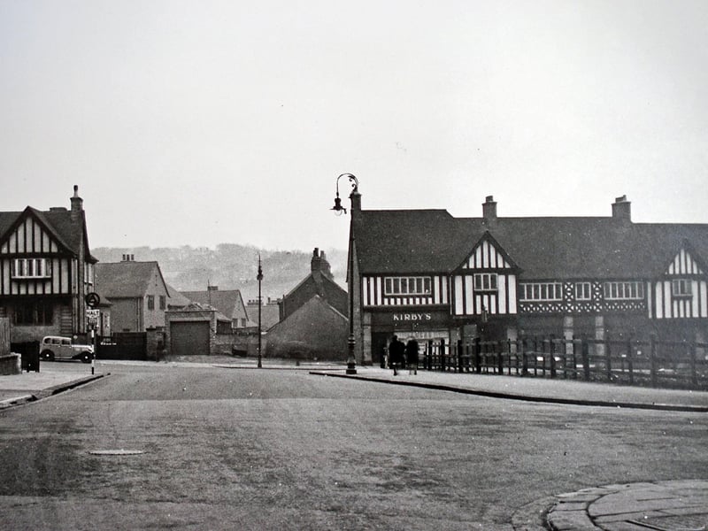 A view of Beetwell St looking towards Lordsmill Street in the 1930s.