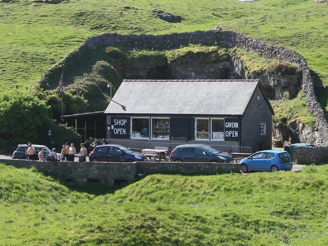 The Blue John Cavern is another of the Peak District’s remarkable caves. The rare mineral Blue John can only be found inside two caverns in the Castleton area, and it is well worth taking the tour to explore the site and potentially purchase a unique gift made from Blue John.