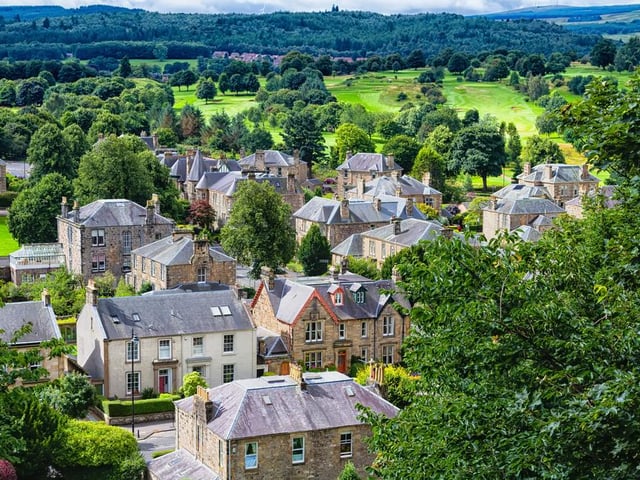 Another Scottish location, Stirling came out as the seventh most welcoming spot in the UK. Here you can enjoy a spot of golf, explore rich history or dine out at top-quality restaurants.