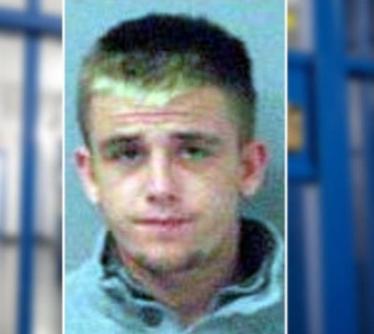 27-year-old, Sean Fay, of Larkfield Road, Nuthall, who threatened two women in an alleyway in Nottinghamshire has been jailed for two years.