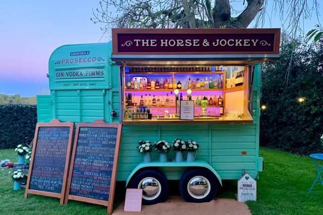 The Horse & Jockey Mobile Bar, based in Chesterfield, recently scooped two wedding industry awards.