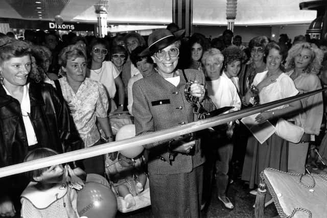 Meadowhall Shopping Centre - opening by Sheila Gray of Handsworth - 4th September 1990