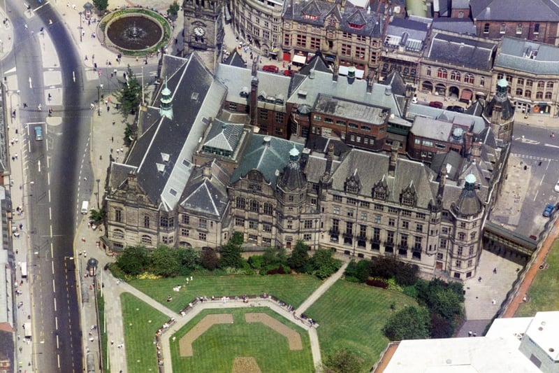 Sheffield Town Hall in June 1994 - you can still see the Goodwin Fountain at the top of Fargate, the old-look Peace Gardens and just spot the edge of the Town Hall 'egg box' on the right