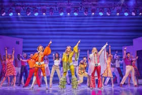 MAMMA MIA! will light up Sheffield Lyceum Theatre stage from October 25 to November 5, 2022 (photo: Brinkhoff-Moegenburg)