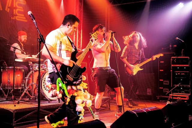 Rate Hot Chili Peppers play at Real Time Live, Chesterfield, on July 14 (photo by Glenn Lovell/ Blackflame Photography)