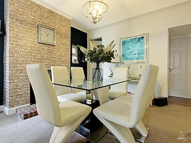 As well as the lounge, the home offers this beautiful dining room. Perfect for a gathering of family or friends.