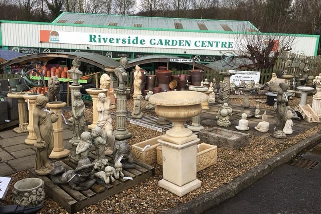 Riverside Garden Centre, Sheffield Rd, Chesterfield S41 9ED.
Rating: 3.8/5 (based on 123 Google reviews)
"They have a really well thought out selection of garden products and plants."