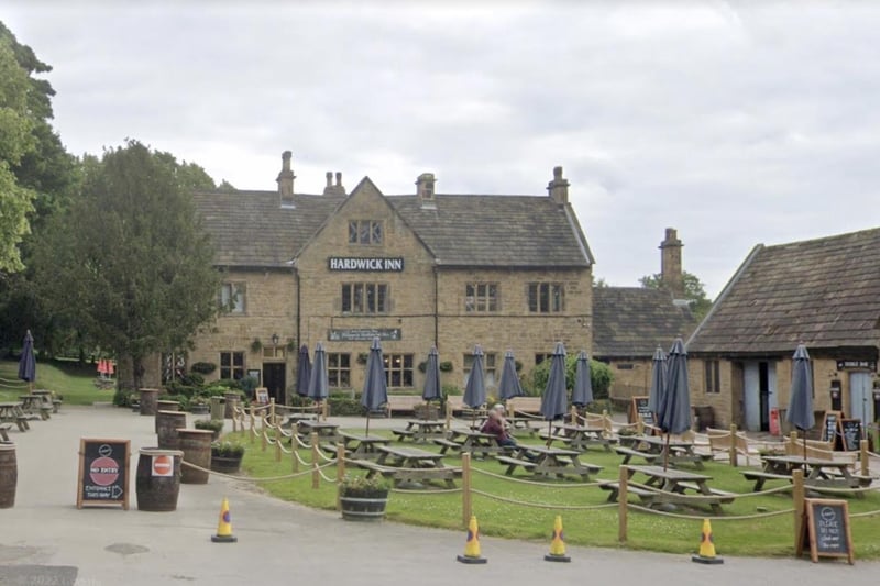 The Hardwick Inn near Hardwick Hall has been praised for its 'nicely kept beer garden', 'great food', and surroundings of a 'big grassy area'.