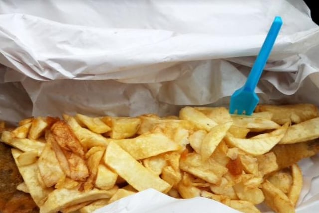 Whether you like fish and chips in a box or in the paper, Ocean Blue Fish Bar will deliver the finest fish and chips for your enjoyment. You can visit them at, 137 Kirkby Rd, Sutton-in-Ashfield.