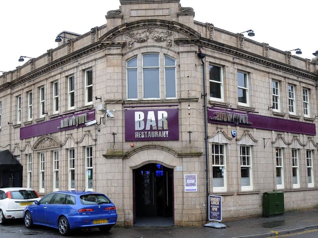 This bar and restaurant has a menu of international dishes and events from DJs to tribute acts. It has been 4.4 out of five by 503 Google reviews.