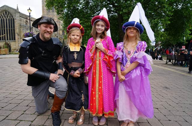 Visitors to Chesterfield town centre had a chance to step back into the Middle Ages and see Chesterfield’s history and heritage brought to life.