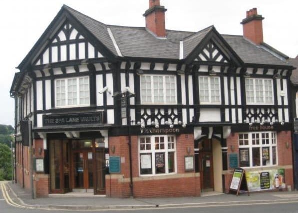 The JD Wetherspoon pub at The Spa Lane Vaults in Chesterfield, which is set to close has a rating of 4.2 out of 1.9K reviews.
