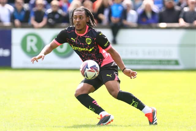 Lewis Gordon has signed a new contract.