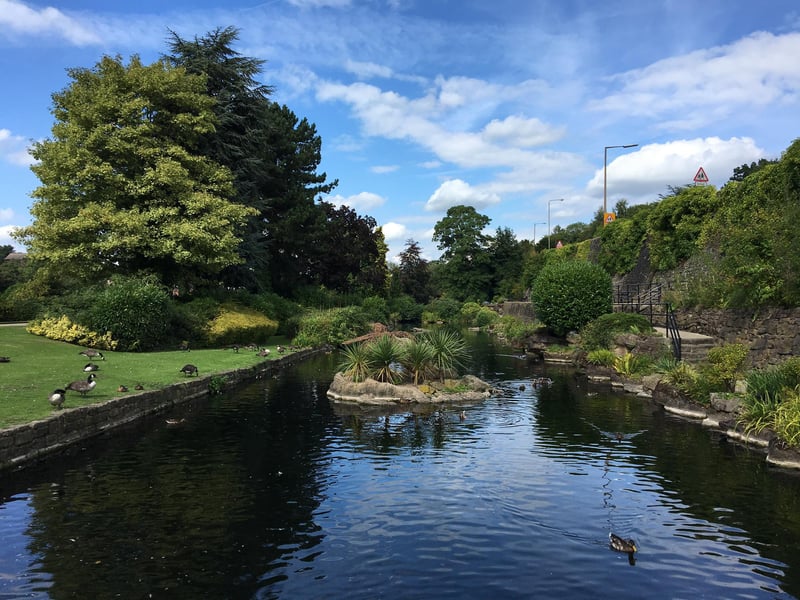 Unique riverside gardens are located within the Derwent Valley Mills World Heritage site adjacent to Strutt's historic North Mill the riverside promenade. They offer stunning views over the River Derwent. Rowing boats may be hired in the summer to take a trip along nearly three miles of the river!