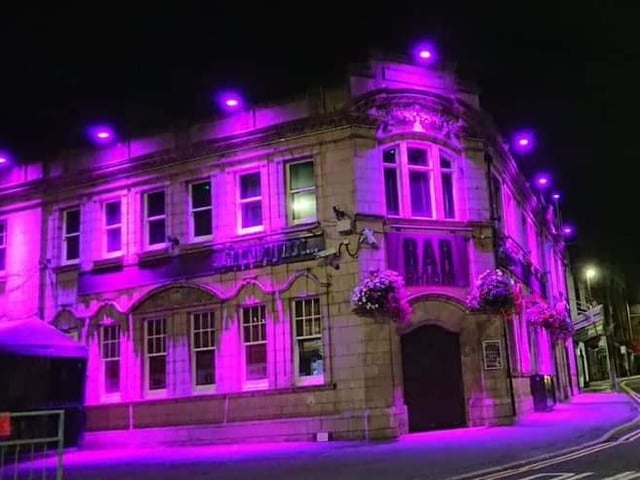 Andwhynot on Leeming Street is open for food and drinks.
Tables of six for drinks are bookable with a £10 per hour non-refundable deposit, which is deducted from your bar bill.
Table service is available.
(01623) 633330