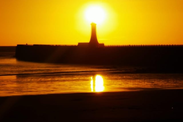 Thanks to Alex Pam Ditch for this picture from Roker.