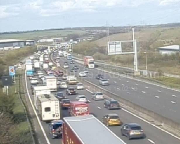 Congestion is building up on M1 Northbound with cars queuing up to J29 (Chesterfield / Mansfield).