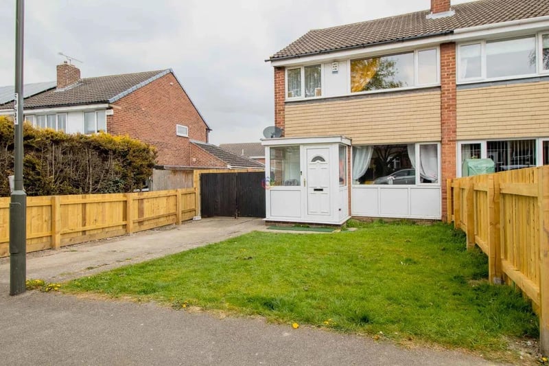 This three bed semi-detached house in Redwood Avenue, Killamarsh, is for sale at £190,000. For details visit https://www.zoopla.co.uk/for-sale/details/58473476/?search_identifier=f55f6b63763e1e904a8e6f2fab060f8a