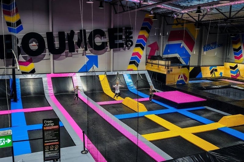 Reader Samantha Jones wants the building to be put to good use, saying: "Jump xtreme (trampoline), Cosmo, doggy playcentre, adult soft play centre with plenty of alcohol, indoor mini golf with other bits."