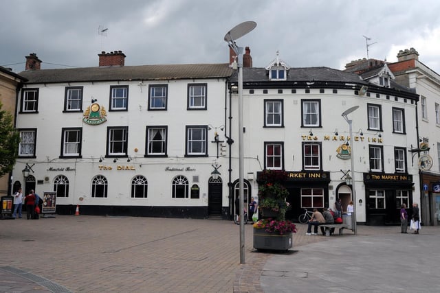 In the heart of Mansfield's Market Place prides itself on being a traditional pub. It has been given 3.9 out of five by 68 Google reviews.
