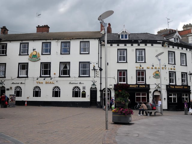 In the heart of Mansfield's Market Place prides itself on being a traditional pub. It has been given 3.9 out of five by 68 Google reviews.