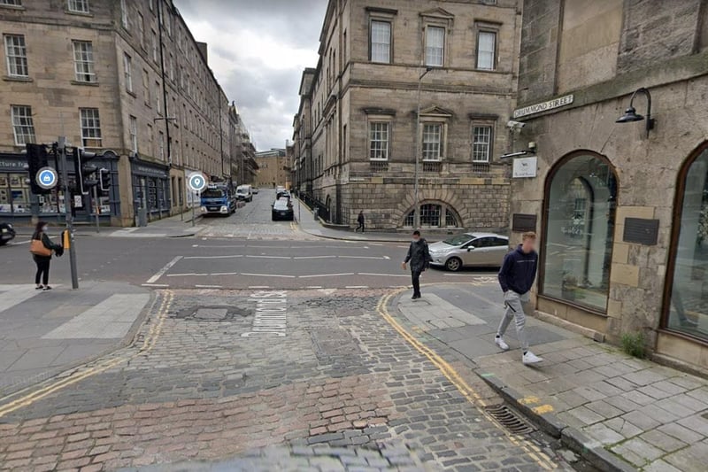 At Roxburgh Street between Chambers Street and Drummond Street. Openreach - network is upgrading 3-way temporary traffic lights there will be no right turn into Infirmary Street. This work is to begin on May 30 and end on June 12.