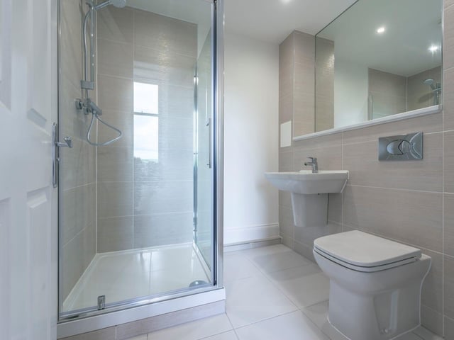 The modern en suite shower room.