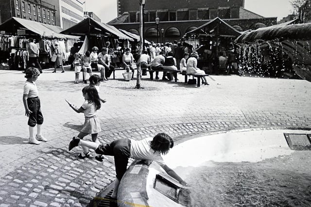 The fountain at New Square in Chesterfield ,1982.