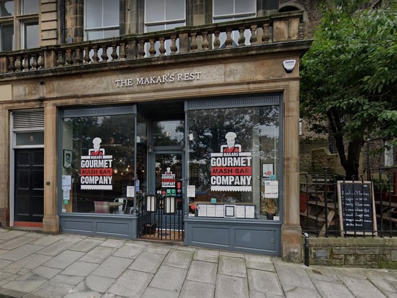Makars Gourmet Mash Bar, found on Bank Street, has wonderful reviews which include several people praising the extensive menu for featuring plenty of vegetarian and vegan options.