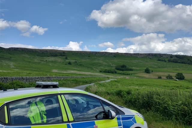 Bakewell, Hathersage and White Peak Villages Police SNT have issued vehicle crime prevention advice after a recent report of vehicles being broken into while parked in the beauty spot car parks in the rural and isolated locations of Derbyshire.