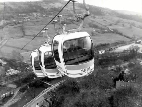 Maiden journey of the cable cars in 1984.