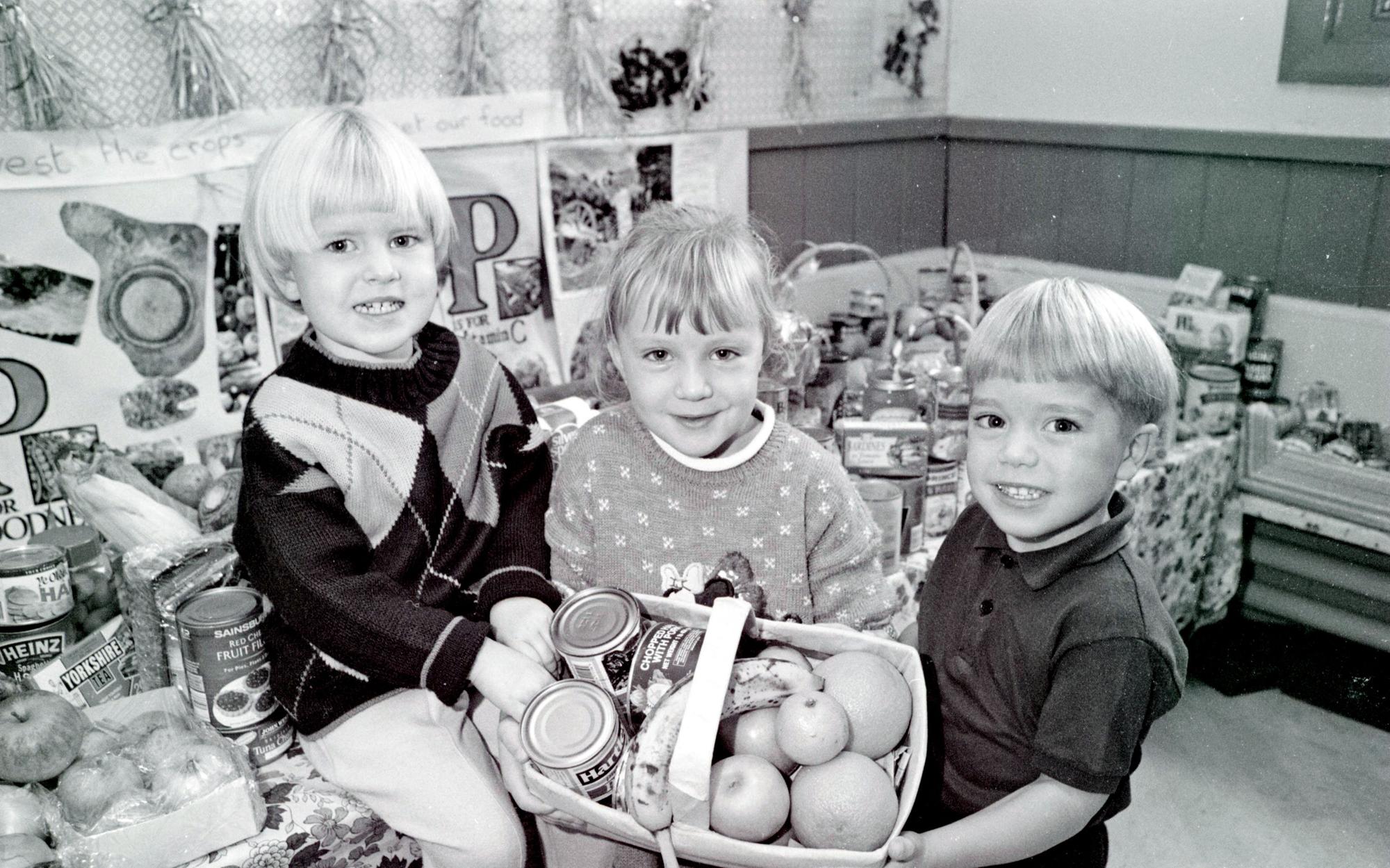 These wonderful photos capture life in Derbyshire during the 1990s