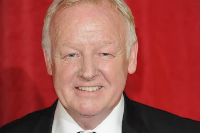 Les Dennis. Photo by Jeff Spicer/Getty Images.