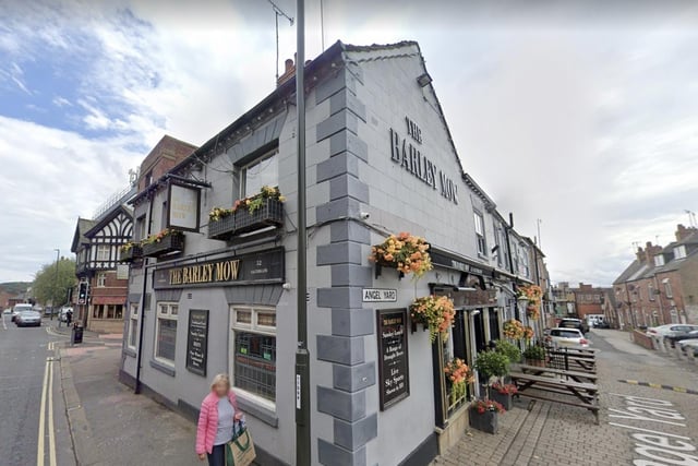 The Barley Mow has a 4.4/5 rating based on 320 Google reviews. One customer said it was “one of the best pubs for food and drink” in Chesterfield town centre.