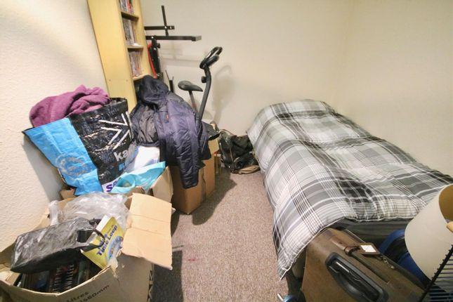 This is inside the other bedroom in the flat.