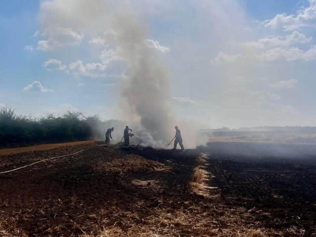 The grass fire took place while most Derbyshire fire crews continue battling the ongoing moor fire in Tintwistle.