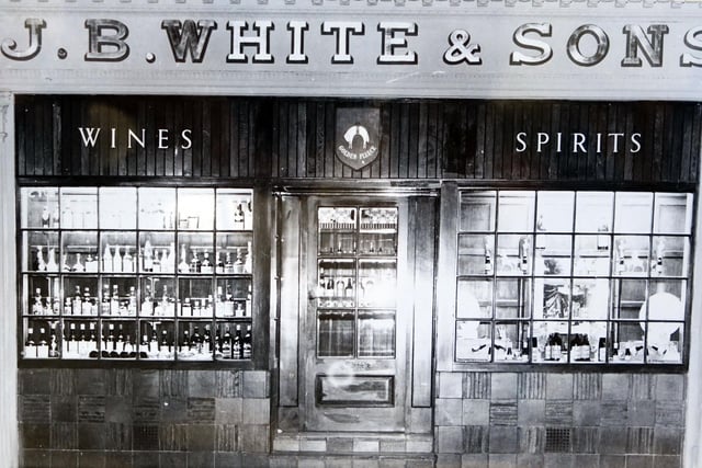White's bar was on High Street, Chesterfield when this photo was taken in 1958. Wine and spirits merchant James B. White was a one-time proprietor of the Derbyshire Courier newspaper, an Alderman and Mayor of Chesterfield. The site is now occupied by the Golden Fleece pub.