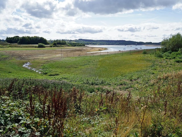 In Ashbourne North, Dovedale and Carsington, a house costs £409,355 on average, and the annual average household income is £42,800. Male life expectancy is 80.4 years and female life expectancy is 84.7 years.