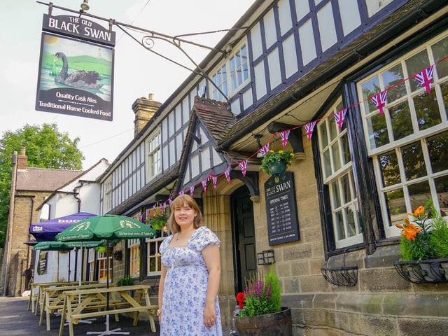 The Old Black Swan has a 4.6/5 rating based on 494 Google reviews - impressing customers with their “superb food” and “great selection of real ales.”