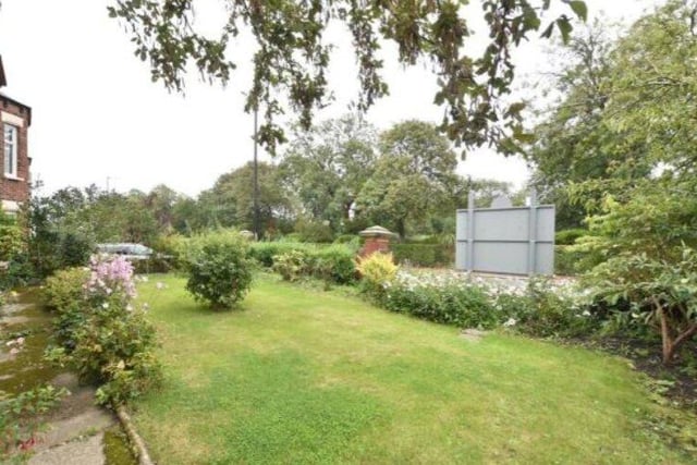 The property has well maintained grounds and is also a short walk to the beach.