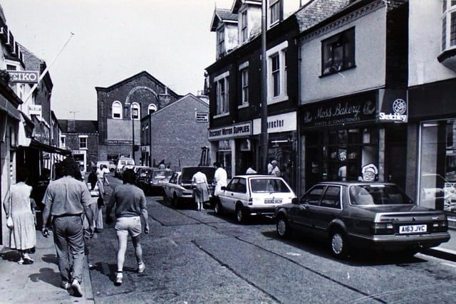 Oxford Strret in Ripley, July 1987.