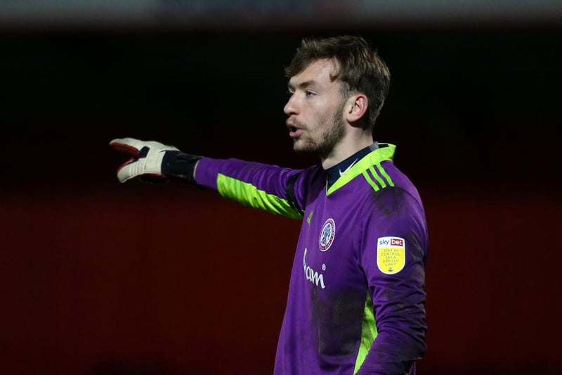 Newcastle United are scouting Accrington Stanley goalkeeper Toby Savin. Manchester United have also checked in on the 20-year-old, who has started 20 games in League One this term. (The Sun)