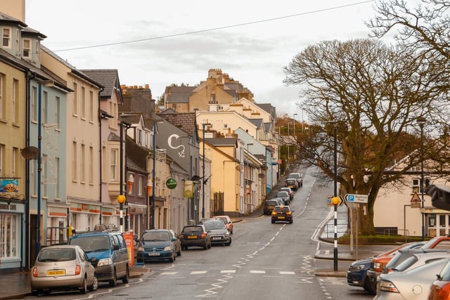 A small town with stunning coastal scenery, Ballycastle is perfect for nature lovers, as it’s surrounded by forests, glens and ancient rocks.