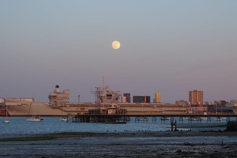 Portsmouth Super Pink Moon: Here it is captured over HMS Prince of Wales by Alison Treacher