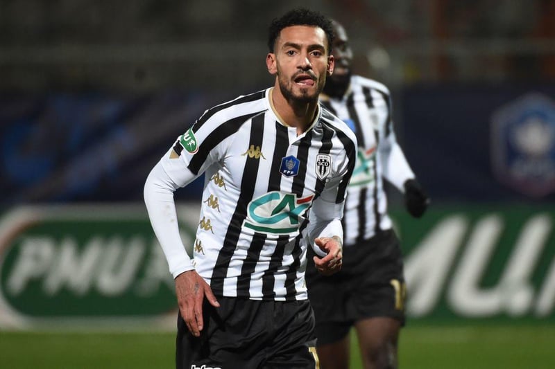 Southampton are determined to reignite their interest in Angers midfielder Angelo Fulgini this summer after failing to sign the Frenchman in January. (Le10Sport)