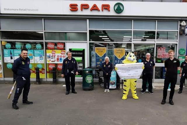 Chesterfield Community First Responders have received £500 from Spar's Community Cashback Grant scheme.