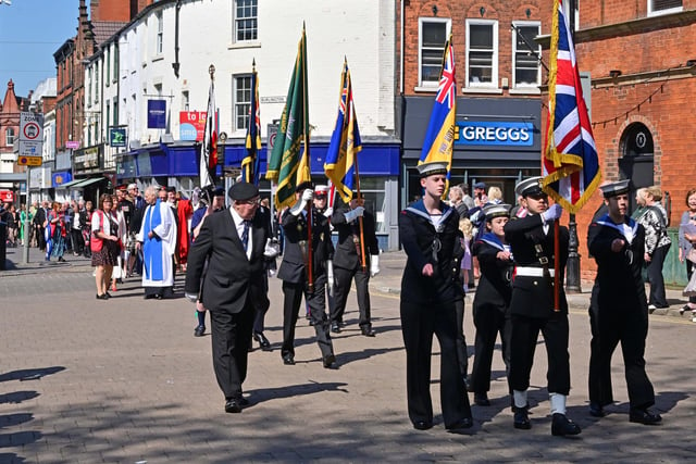 Several dignitaries from across Derbyshire were in attendance along with Freemen, Aldermen, and former Mayors of Chesterfield, and organisations such as the Royal British Legion.