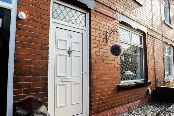 This three-bedroom terrace home is available for £650 per calendar month with OpenRent.